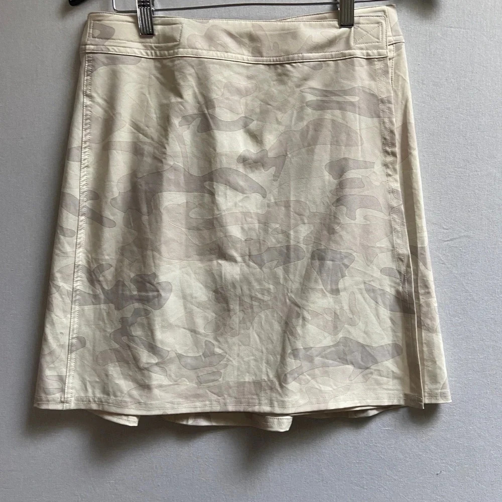 RipSkirt Hawaii Camo Print Quick Dry Athletic Wrap Skirt Cream Gray Size S
